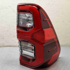 815500K480 FANALE POSTERIORE DESTRO DX TOYOTA HILUX 2021