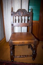 Sedia Antica In legno di  Noce