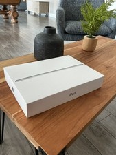 Restaurato in scatola Apple