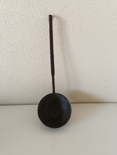 Antico mestolo in ferro e rame artigianale in stile rustico