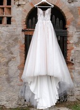 Abito da sposa Pronovias tulle e pizzo come nuovo lavato e sanificato