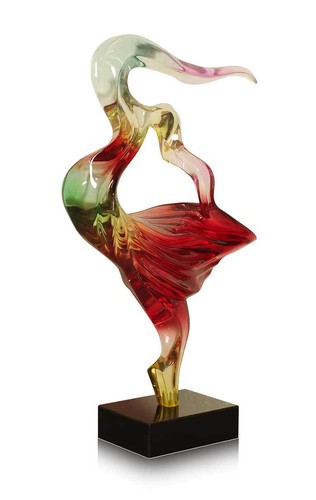 Scultura astratta realizzata
