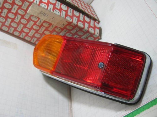 Feux arriere fiat 124 - feux,