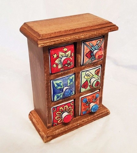 Cassettiera portaoggetti rosso
