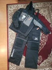 Parka e bavaglini galleggianti