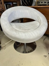 POLTRONA 'HELLO' SOFTLINE PER KYLIE MINOGUE