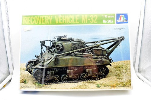 Modellino model kit montaggio