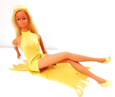 BARBIE MALIBU 1971 mattel + outfit spiaggia giallo bellissima