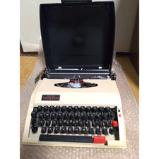 Macchina da scrivere manuale