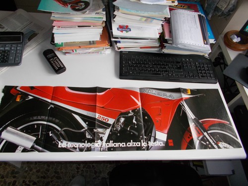Locandina pubblicitaria gilera - pubblicitaria,