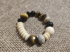 Unusual Elasticated Bracelet