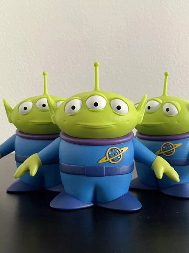Toy story alien squeaks - story,