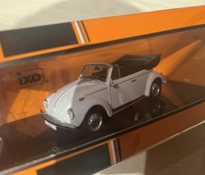 XO Models Volkswagen Maggiolino 1302 LS Cabriolet 1971 - 1:43