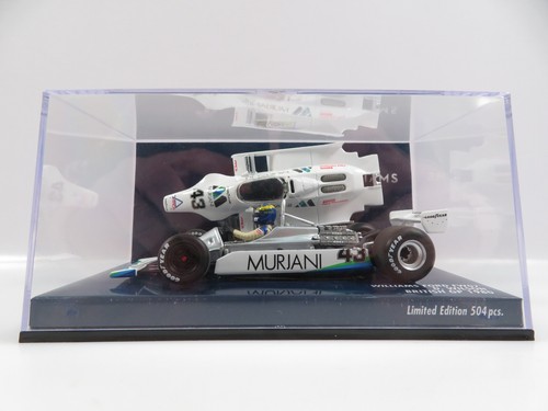 Minichamps 400800043 - 1:43,