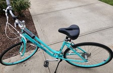 Pre owned liv flourish 4 - -,