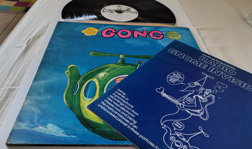 Gong flying teapot - lp,
