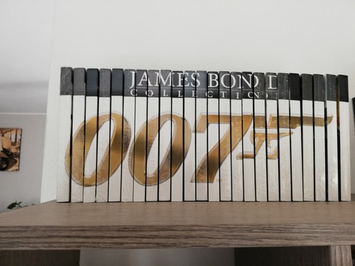 Collezione dvd james bond - bond, 007