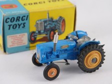 Corgi n° 55 FORDSON Power