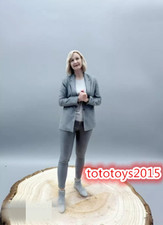 Modellino bambola miniatura