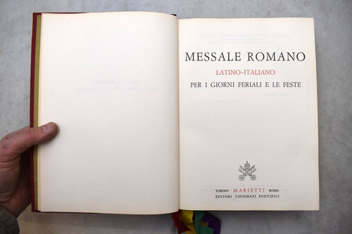 Messale romano latino - in, e