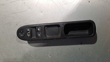 PULSANTIERA ALZAVETRI CENTRALE PER PEUGEOT 307 S. Wagon 6554KT (02>05)