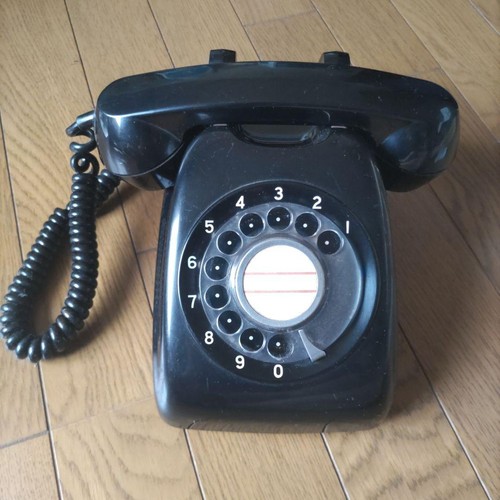Telefono nero antico retrò