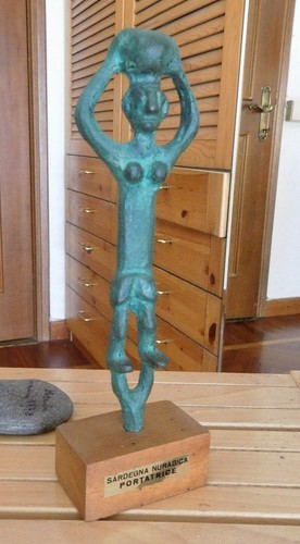 Portatrice statuetta in - la,