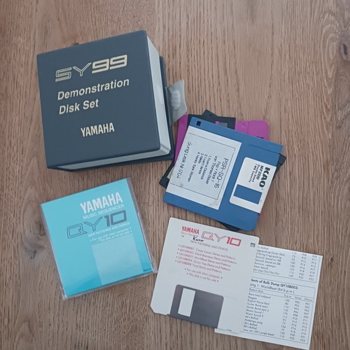 Yamaha qy 10 dischetti - 10,