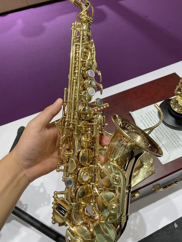 Sassofono soprano curvo