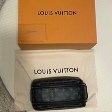 LOUIS VUITTON M46354
