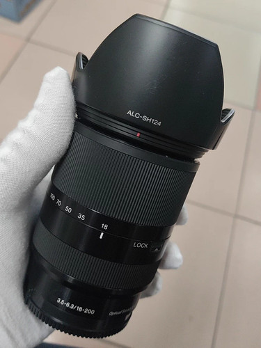 Sony 200 5 6 - e, mm