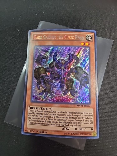 Dark garnex bestia cubica - dark,