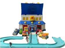 Robocar poli cargo station con 10 personaggi usato 