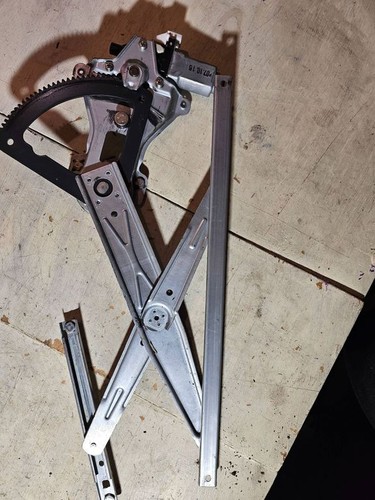 Alzavetro elettrico sinistro