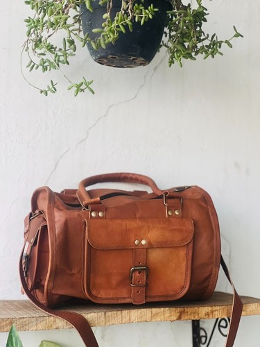Borsa rifinita dettagliata