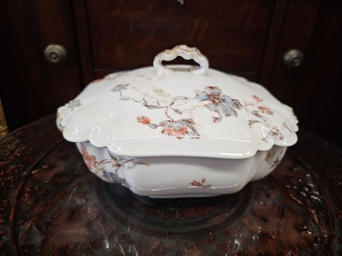 Antico piatto coperto - , haviland