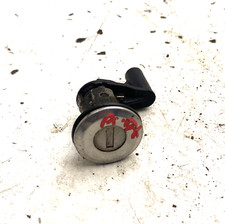 RICAMBI USATI, NOTTOLINO CHIAVE SPORTELLO ANTERIORE DESTRO DACIA SANDERO STEPWAY