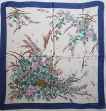 Superbe Foulard Pierre CARDIN