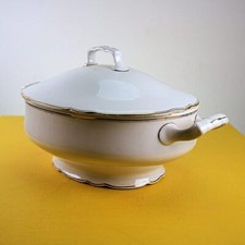zuppiera vintage in ceramica