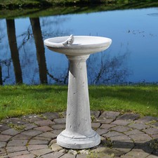 Bagno per uccelli con colonna