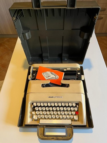 Macchina scrivere olivetti - scrivere,