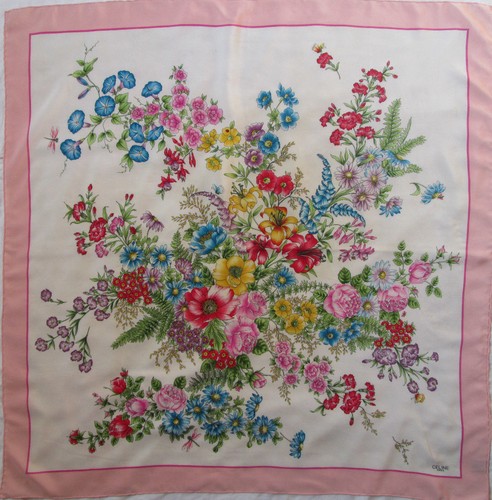Superbe foulard celine soie - foulard,