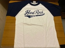 T-SHIRT BIANCA CON MANICHE BLU