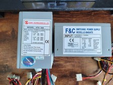 2 alimentatori per computer