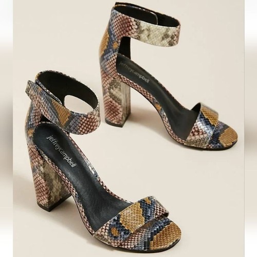 Scarpe sandali con tacco