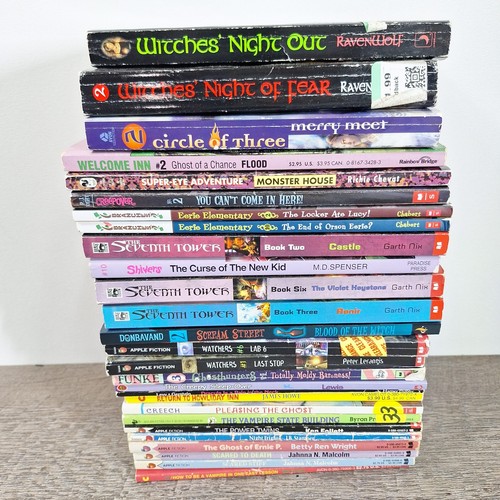 Lot horror paperbacks - of, 27