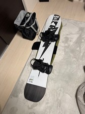 Burton custom snowboard set