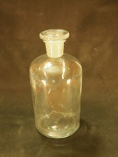 Contenitore farmaceutico in