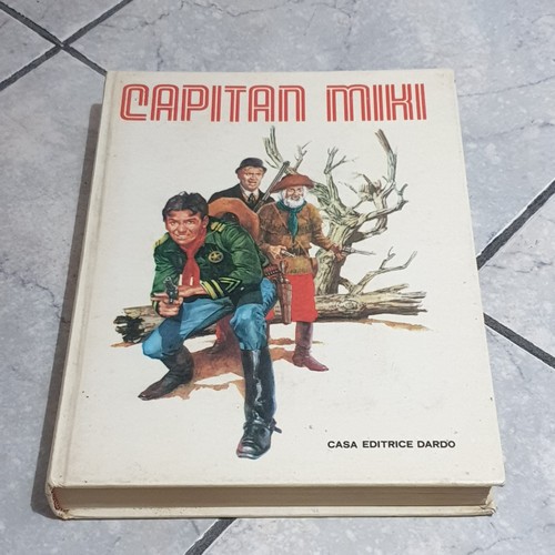 Fumetto cartonato dardo - cartonato,
