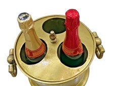 Antico secchio refrigeratore